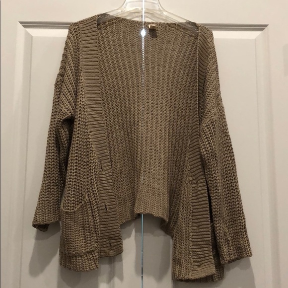 Cardigan - Picture 1 of 2